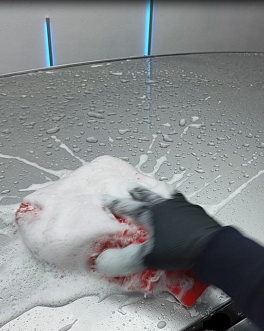 lavar coche correctamente con espuma