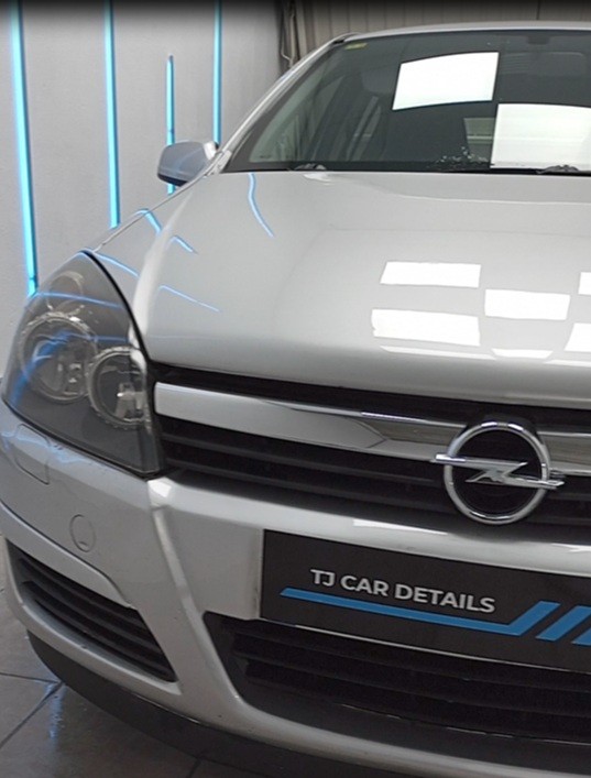 👉 Cómo secar el coche sin dejar marcas ni rayarlo (guía paso a paso)
