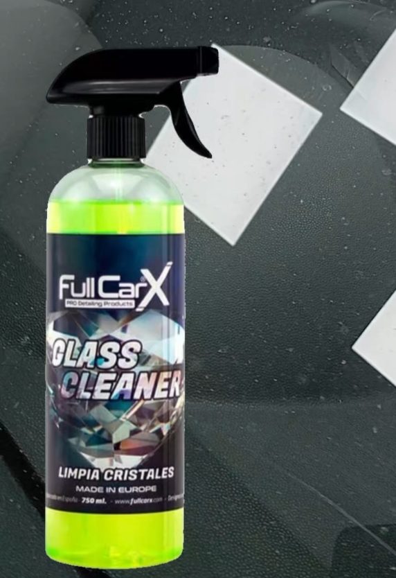 Productos de detailing para limpiar y cuidar tu coche.
